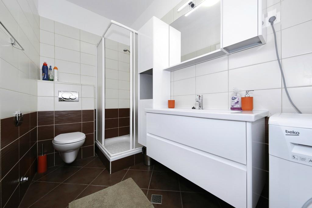 Apartments Matkovic Sveti Filip i Jakov Exteriör bild